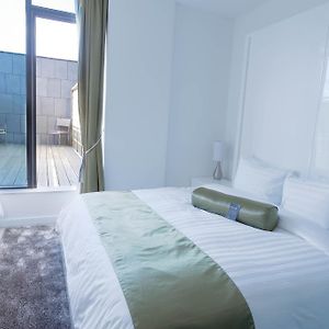 Deluxe King Room Balcony